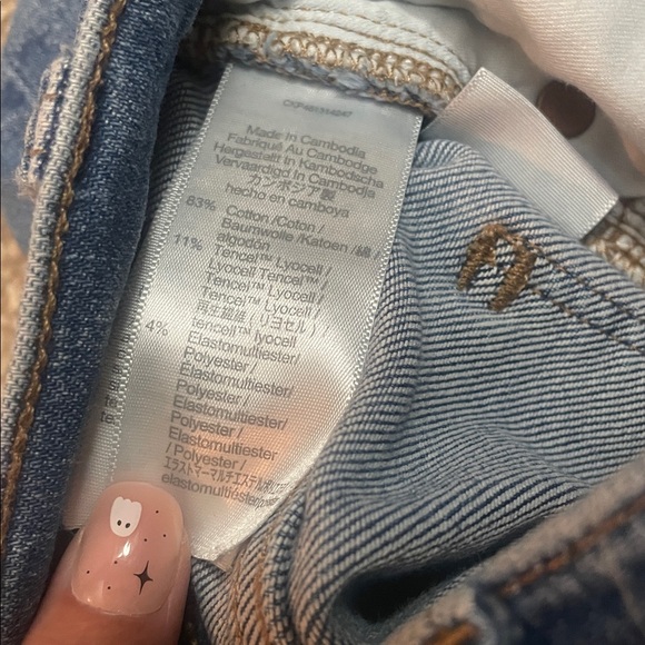 Madewell Cali Demi-Boot Raw Hem Jeans - Picture 7 of 8